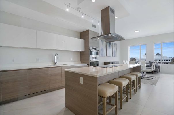 Interior, Kitchen, Living room, Recessed Lighting, Stainless Steel Appliances