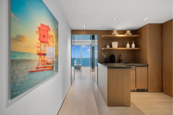 Interior, Recessed Lighting, Water, Wood Texture Flooring
