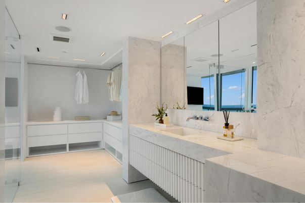 Bathroom, Interior, Marble Walls, Recessed Lighting