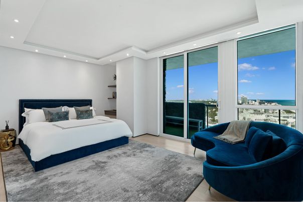 Bedroom, Interior, Recessed Lighting, Water, Wood Texture Flooring