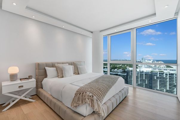 Bedroom, Interior, Recessed Lighting, Water, Wood Texture Flooring