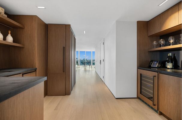 Interior, Recessed Lighting, Wood Texture Flooring