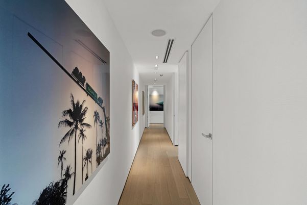 Interior, Recessed Lighting, Wood Texture Flooring