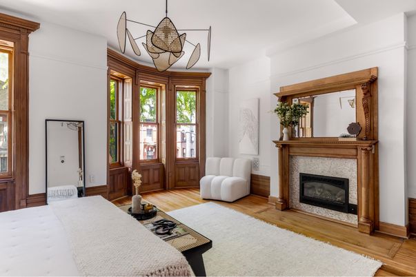 Fireplace, Interior, Pendant Lights, Wood Texture Flooring