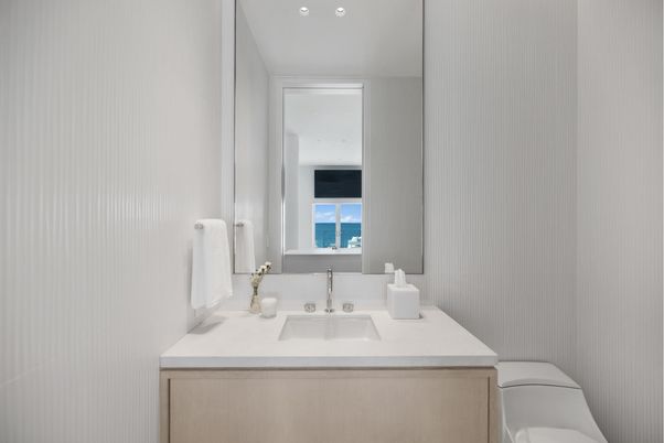 Bathroom, Interior, Recessed Lighting