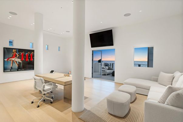 Home Office, Interior, Recessed Lighting, Wood Texture Flooring
