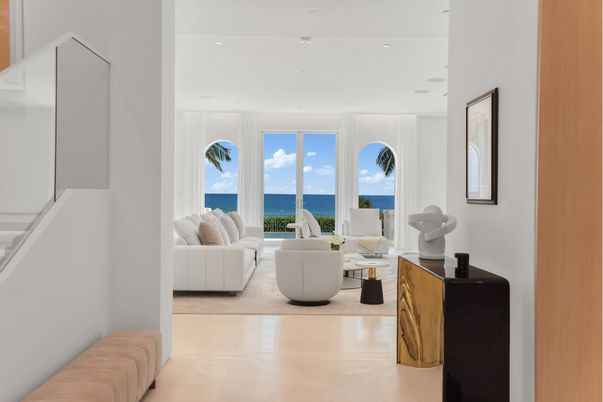 Interior, Living room, Recessed Lighting, Water