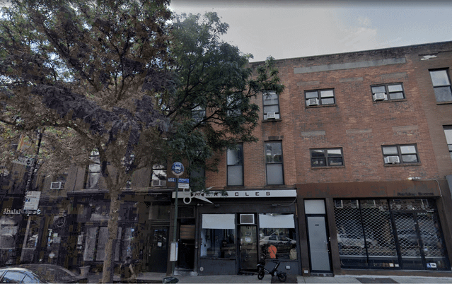 Exterior, Facade, Brick Facade, Rowhouse