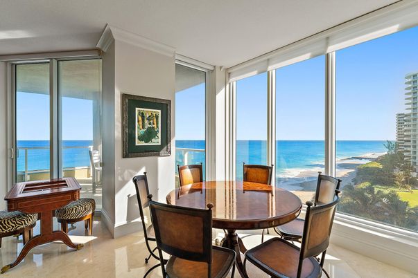 Dining room, Interior, Water