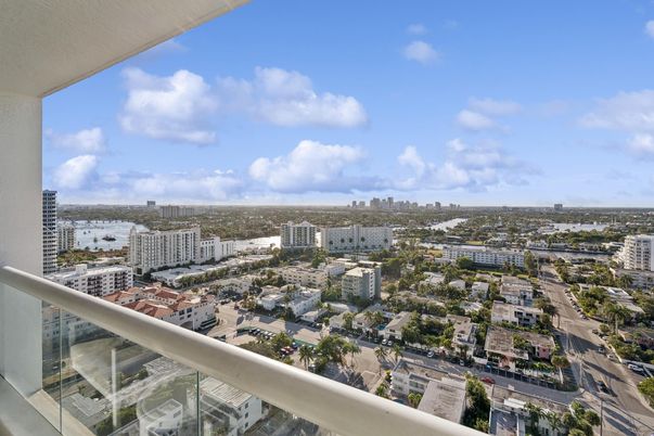Exterior, Other, Skyline