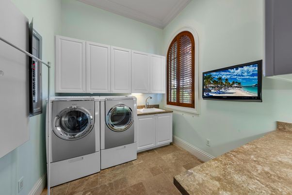 Interior, Washer