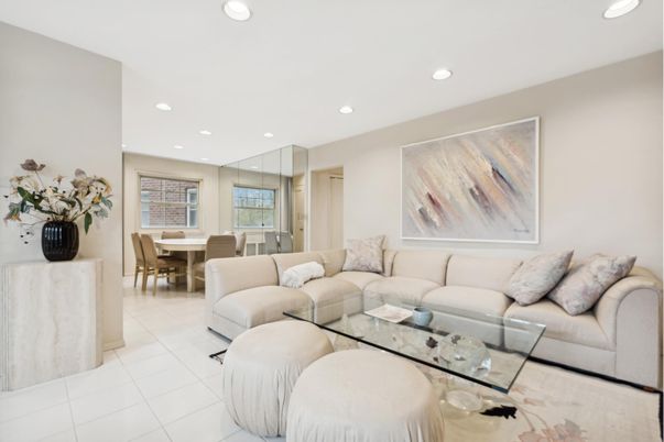 Dining room, Interior, Living room, Recessed Lighting