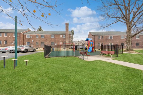 Backyard, Exterior, Playground