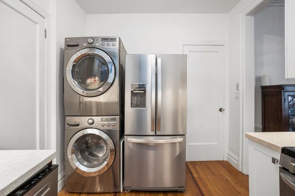 Interior, Kitchen, Stainless Steel Appliances, Utility Closets, Washer, Wood Texture Flooring