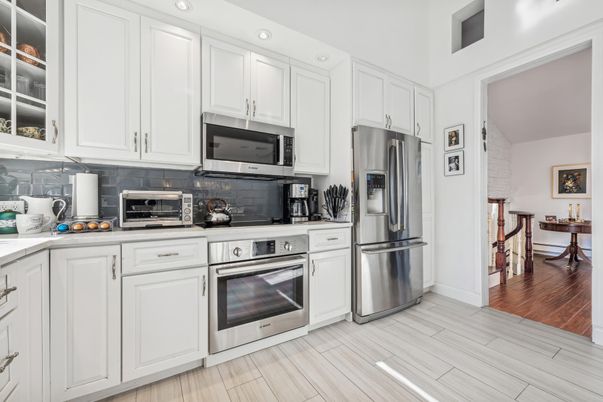 Interior, Kitchen, Stainless Steel Appliances, Wood Texture Flooring