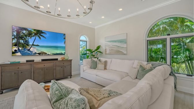 Chandelier, Interior, Living room, Recessed Lighting, Wood Texture Flooring