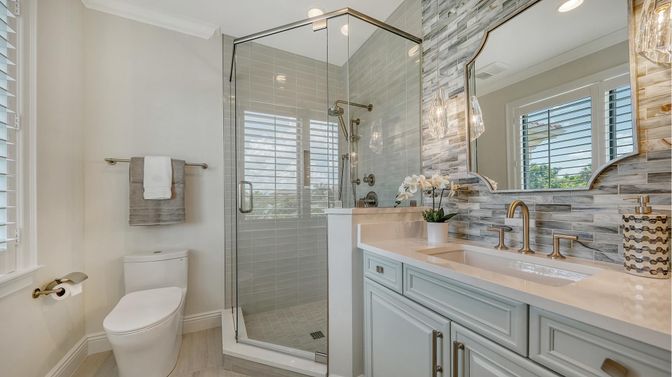 Bathroom, Glass Shower, Interior, Pendant Lights, Recessed Lighting