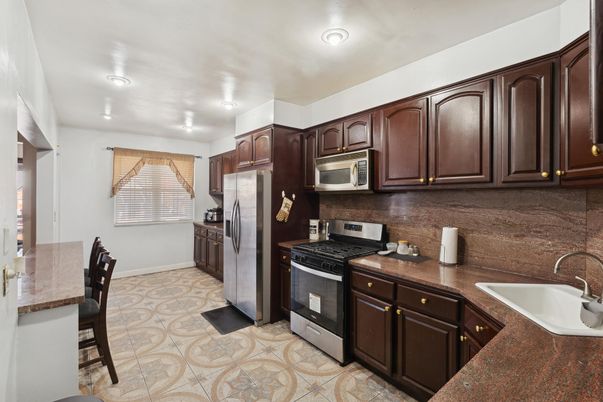 Interior, Kitchen, Recessed Lighting