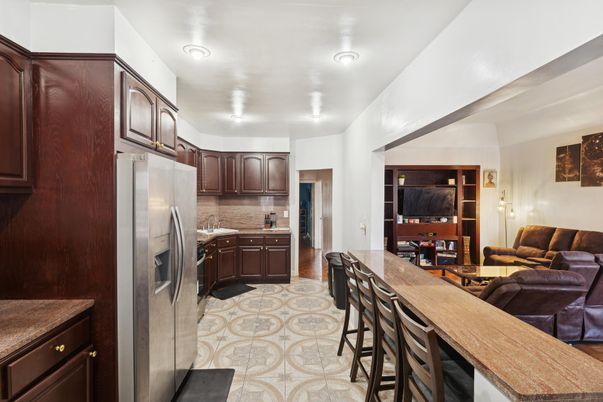 Interior, Kitchen, Living room, Recessed Lighting, Stainless Steel Appliances