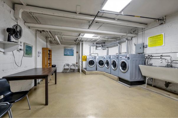 Garage, Interior, Washer