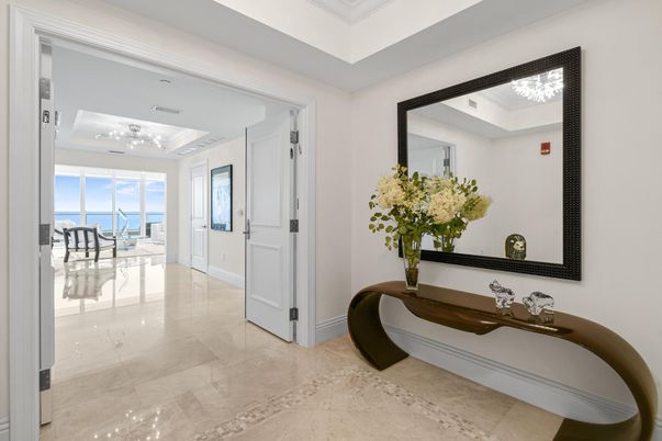 Interior, Recessed Lighting, Water