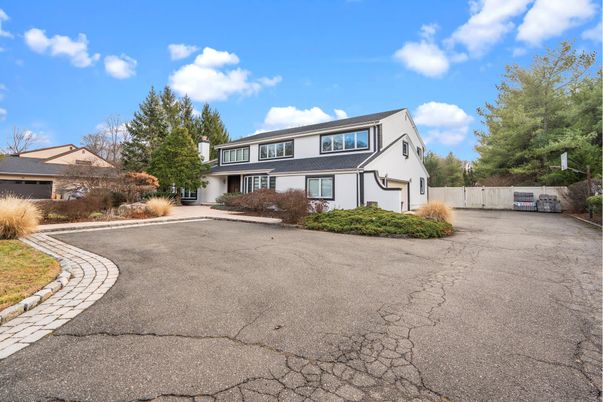 Backyard, Exterior, Facade, Brick Facade, Georgian