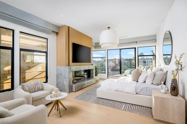 Bedroom, Fireplace, Interior, Living room, Wood Texture Flooring