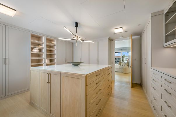Interior, Pendant Lights, Walk-in Closets, Wood Texture Flooring