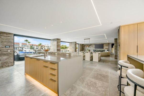 Interior, Kitchen, Living room, Pendant Lights, Recessed Lighting, Stone Walls