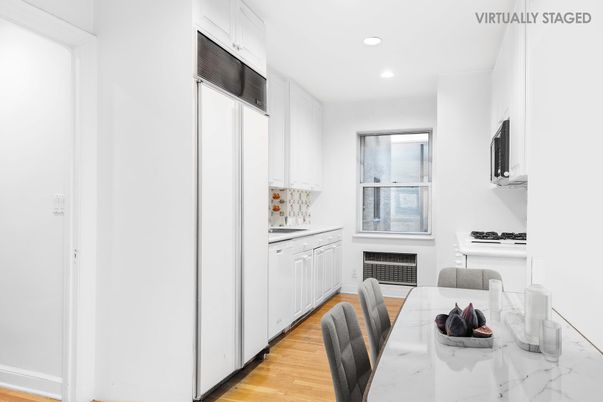 Dining room, Interior, Kitchen, Recessed Lighting, Wood Texture Flooring