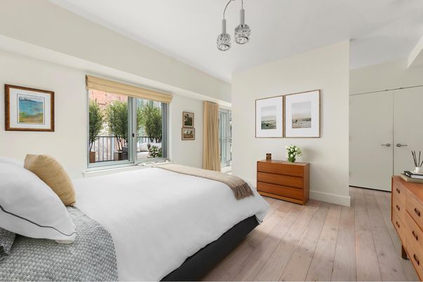 Bedroom, Interior, Pendant Lights, Wood Texture Flooring