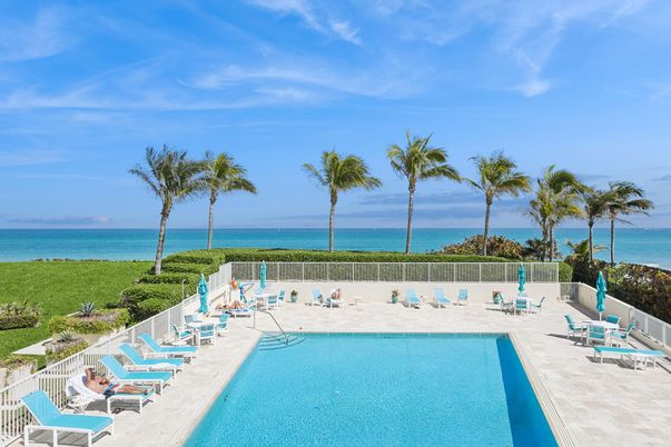 Exterior, Pool, Water