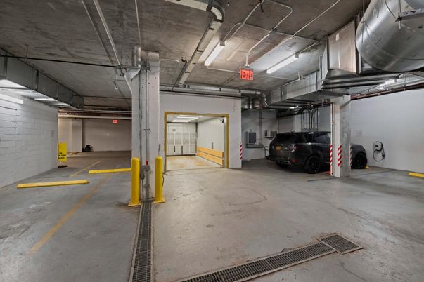Garage, Interior, Stone Walls
