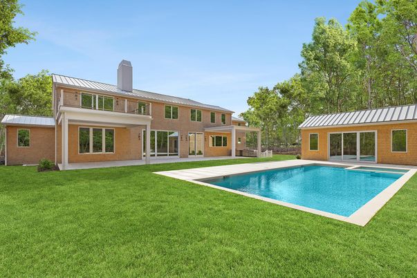 Backyard, Exterior, Pool