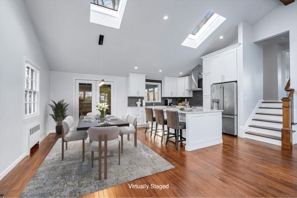 Dining room, Interior, Kitchen, Pendant Lights, Recessed Lighting, Stainless Steel Appliances, Wood Texture Flooring