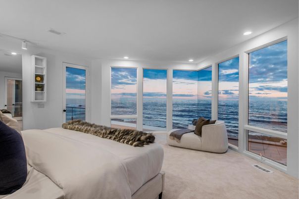 Bedroom, Interior, Recessed Lighting, Water