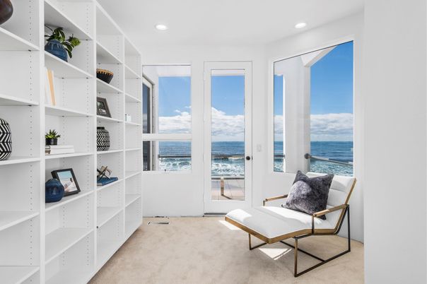 Interior, Recessed Lighting, Walk-in Closets, Water