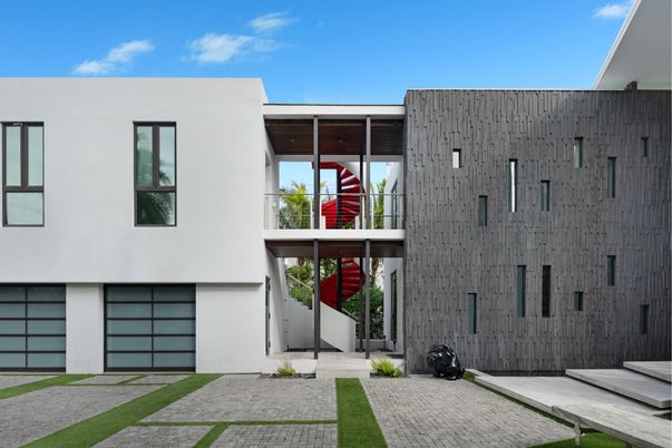 Attached, Exterior, Facade, Modern