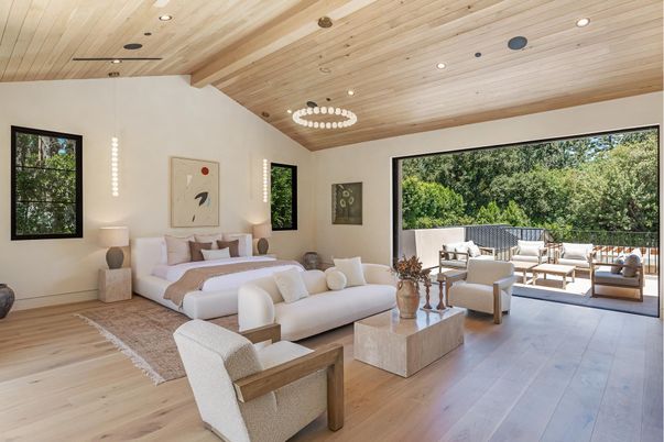 Bedroom, Interior, Living room, Pendant Lights, Recessed Lighting, Wooden Ceilings, Wood Texture Flooring