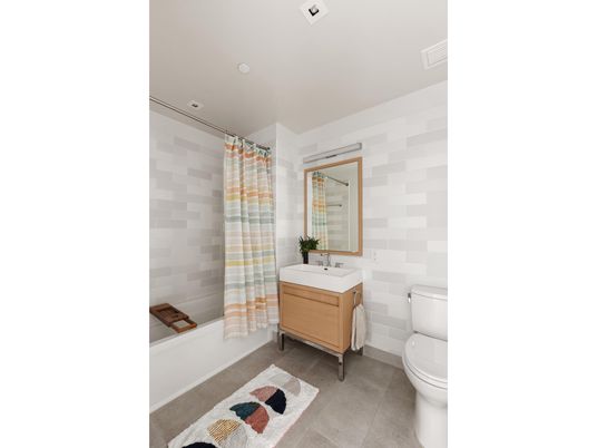 Bathroom, Interior, Recessed Lighting