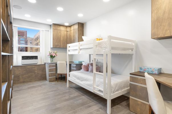 Bedroom, Fireplace, Interior, Recessed Lighting, Wood Texture Flooring