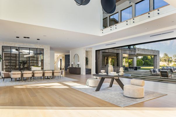 Dining room, Interior, Living room, Pendant Lights, Recessed Lighting, Wood Texture Flooring