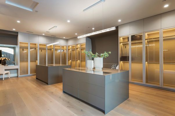 Interior, Pendant Lights, Recessed Lighting, Wood Texture Flooring