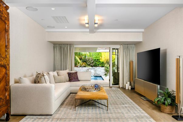 Interior, Living room, Recessed Lighting, Wood Texture Flooring