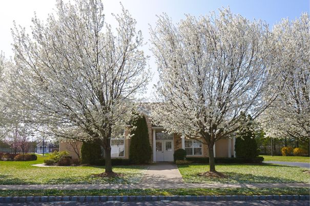 Exterior, Facade, Ranch