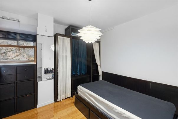 Bedroom, Interior, Pendant Lights, Wood Texture Flooring