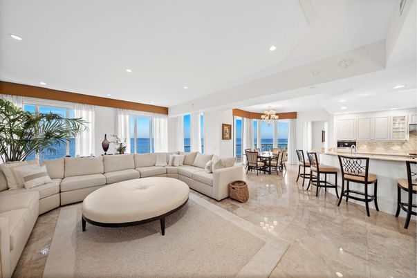 Chandelier, Dining room, Interior, Kitchen, Living room, Recessed Lighting, Water