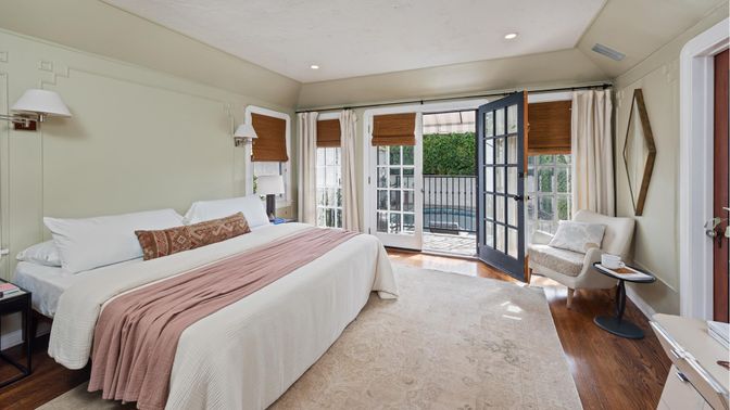 Bedroom, Interior, Recessed Lighting, Wood Texture Flooring