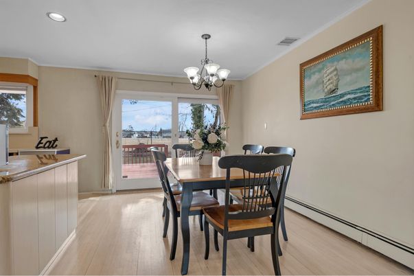 Chandelier, Dining room, Interior, Recessed Lighting, Wood Texture Flooring