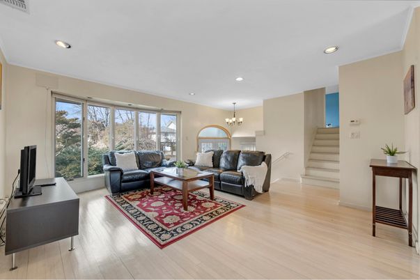 Chandelier, Interior, Living room, Recessed Lighting, Wood Texture Flooring